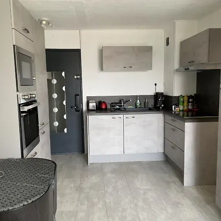 Апартаменты - 25m2 Avec Balcon - 4p Борм-ле-Мимоза