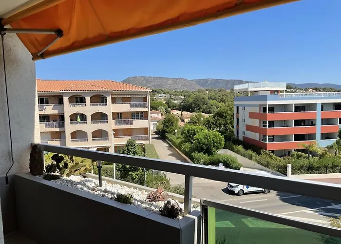 - 25m2 Avec Balcon - 4p Appartement