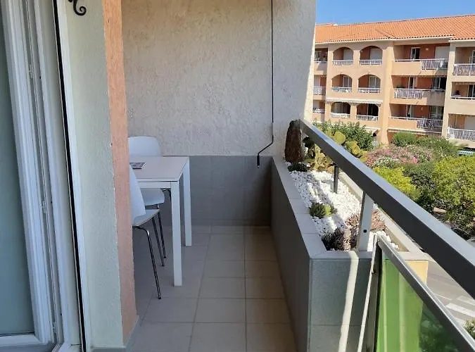 - 25m2 Avec Balcon - 4p Appartement Bormes-les-Mimosas