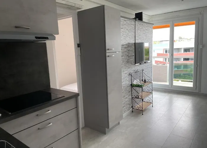- 25m2 Avec Balcon - 4p Bormes-les-Mimosas